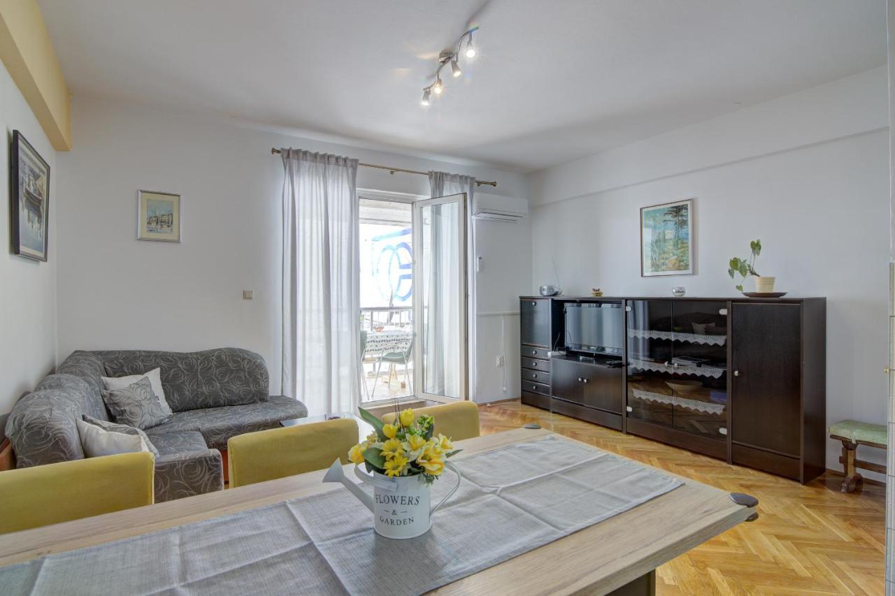 Apartment Riva Сен Екстериор снимка