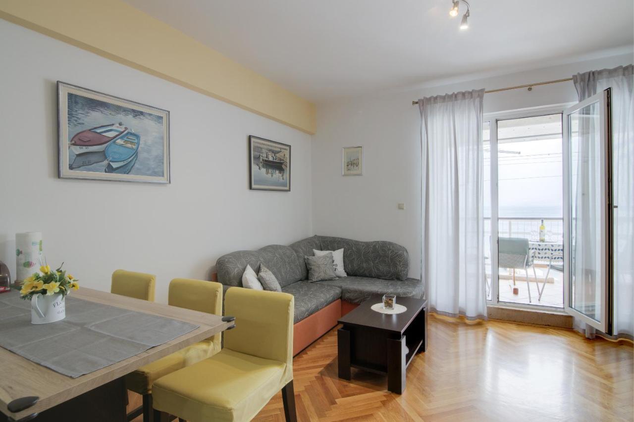 Apartment Riva Сен Екстериор снимка