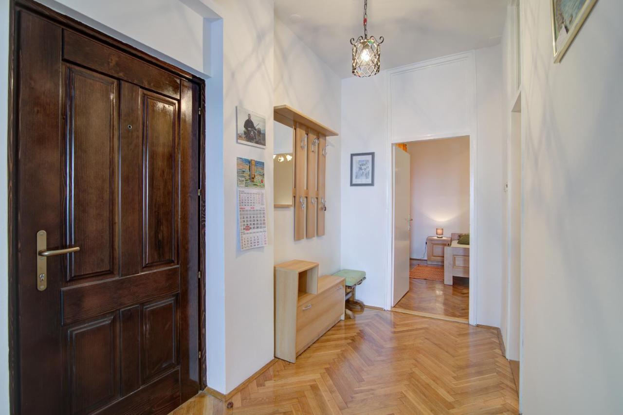 Apartment Riva Сен Екстериор снимка