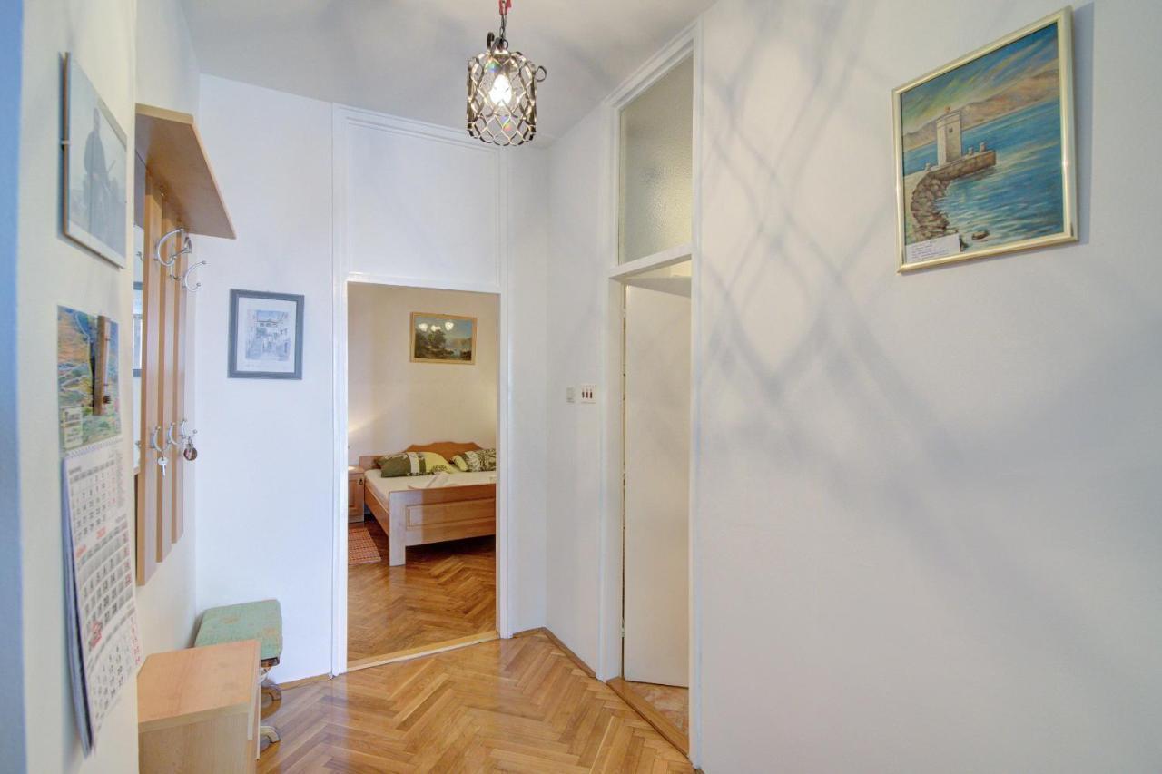 Apartment Riva Сен Екстериор снимка